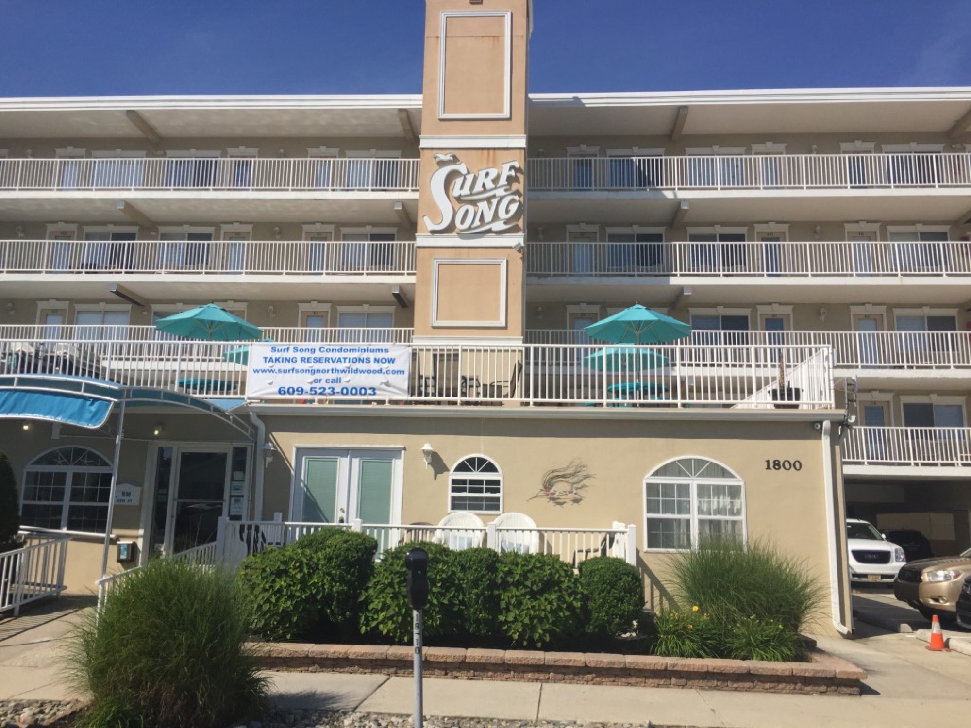 Surf Song Beach Resort entrance